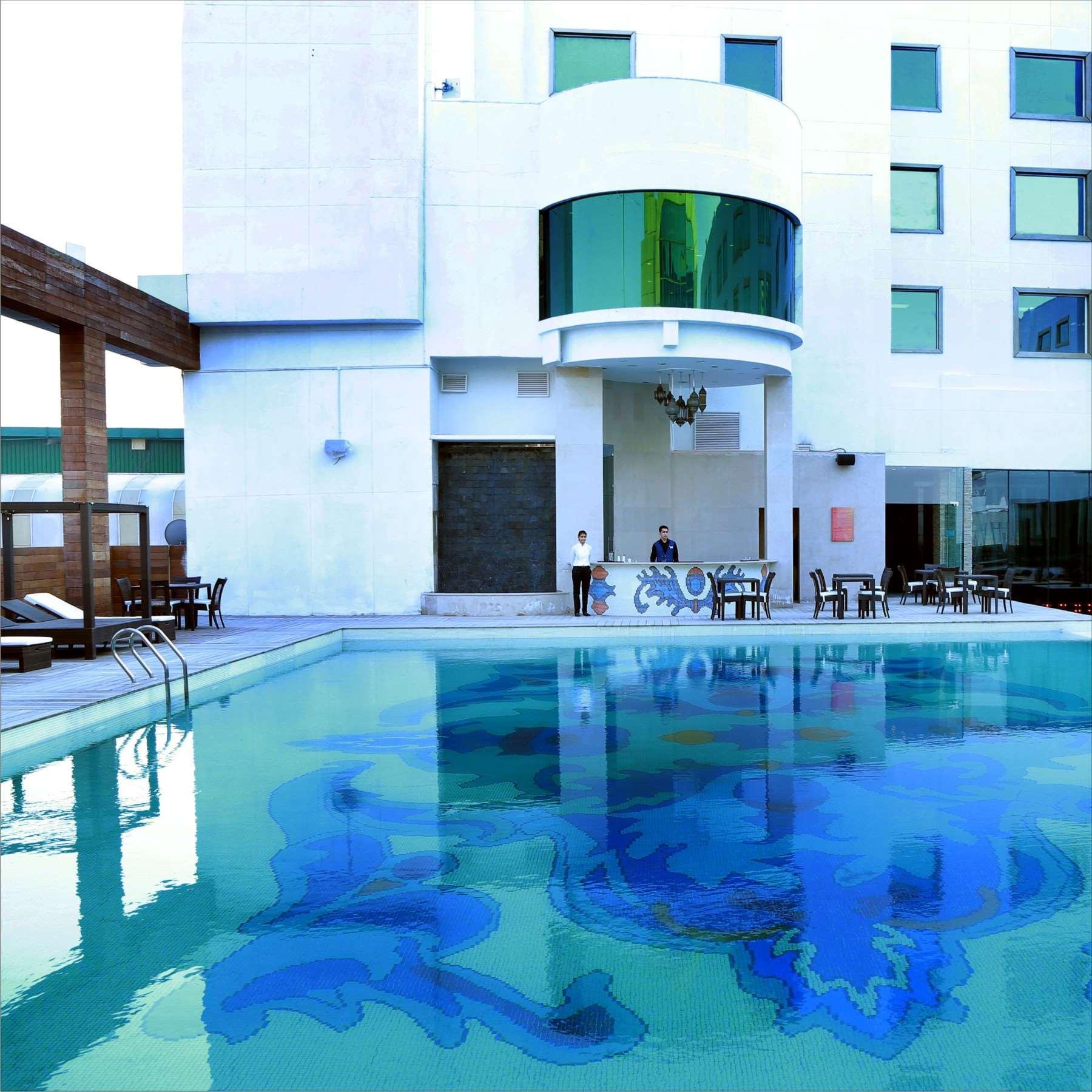 Radisson Blu Hotel Mbd Ludhiana Bagian luar foto