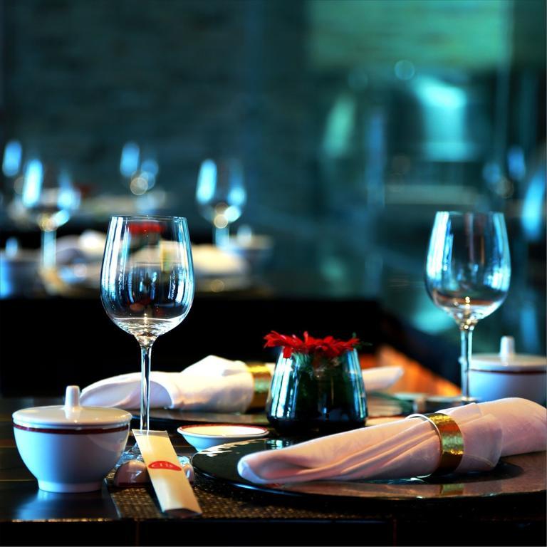 Radisson Blu Hotel Mbd Ludhiana Bagian luar foto