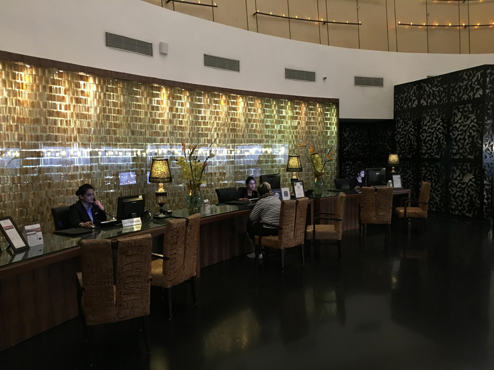 Radisson Blu Hotel Mbd Ludhiana Bagian luar foto